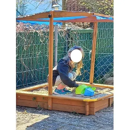 In With Swimming Pool * Kargow